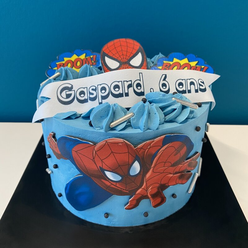 Layer cake, crème et image comestible - Spiderman