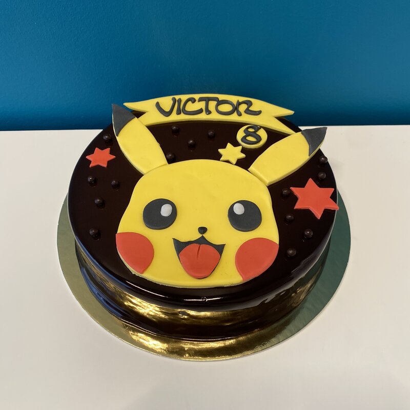 Entremet cake with custom decoration - Pikachu