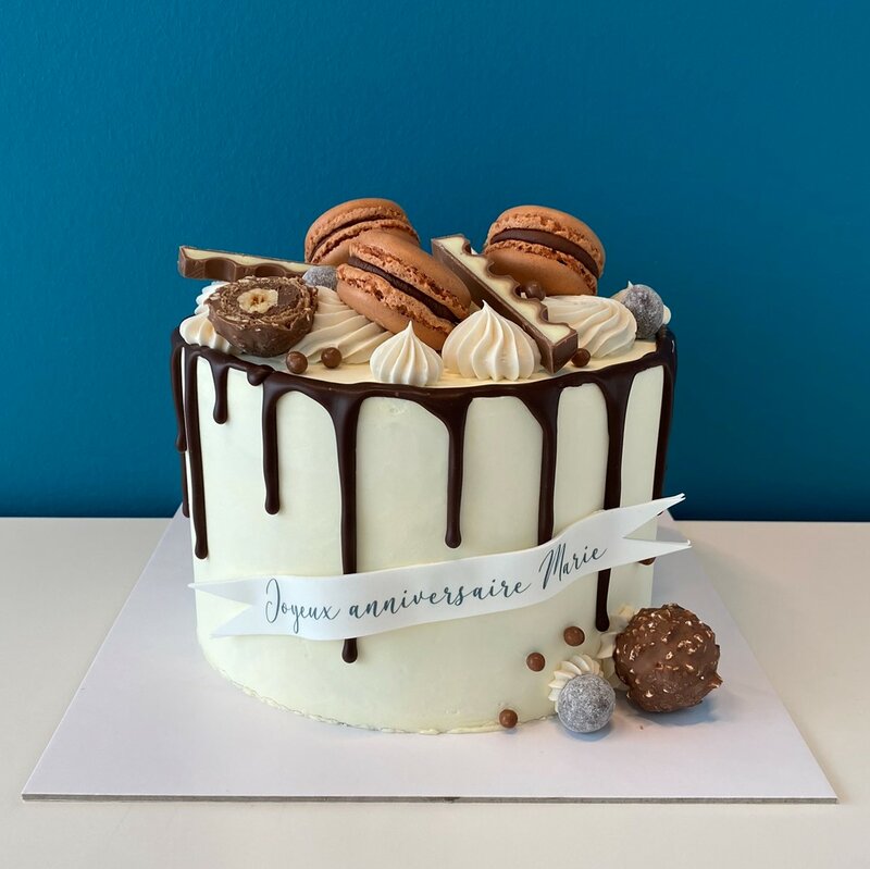 Macaroons, Chocolate & Drips cake